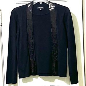 EUC. NOTATIONS women’s sweater. Black. Size.PS.